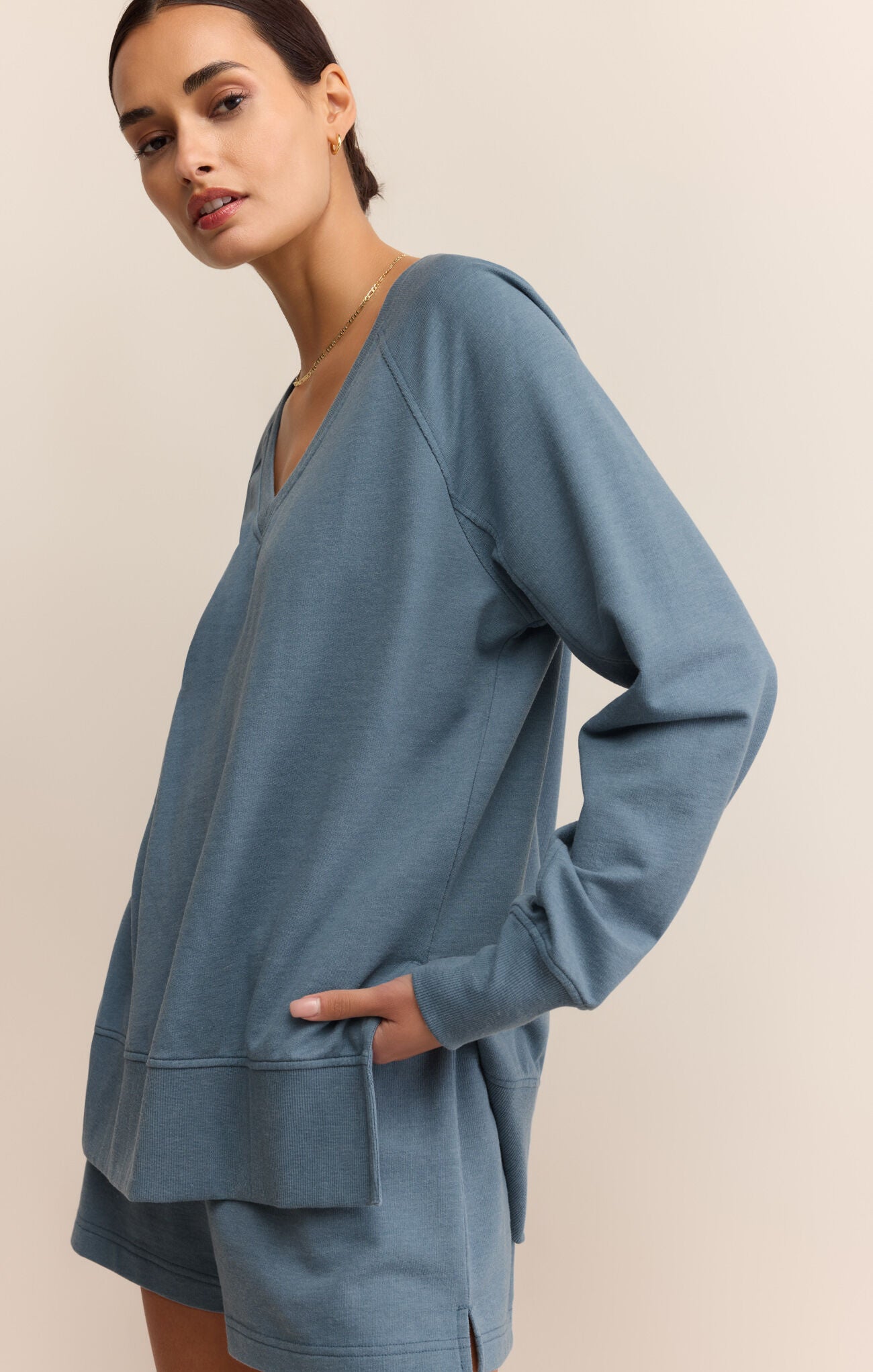 Modern V-Neck Weekender Boathouse