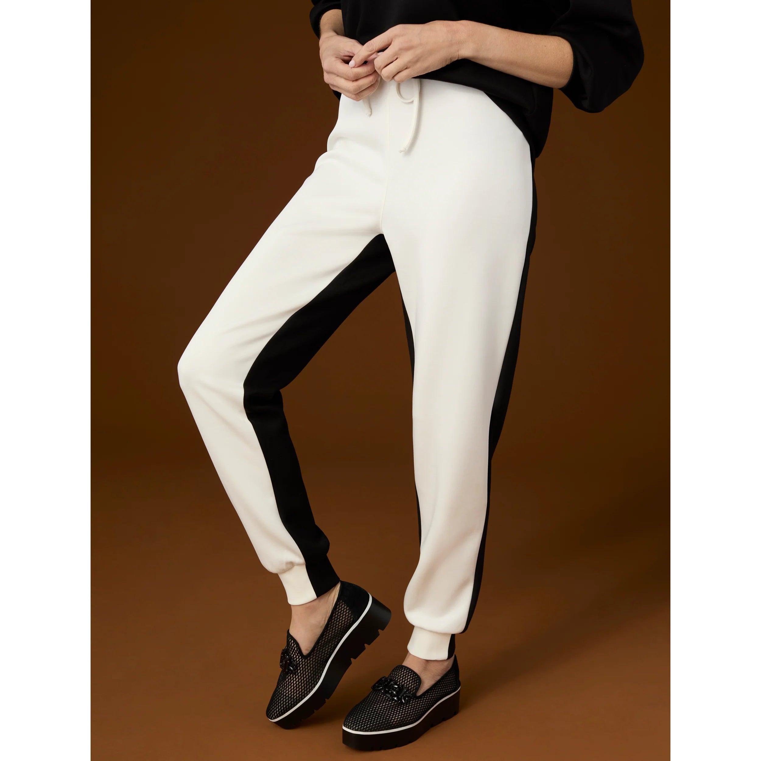 Hilarie Two-Tone Jogger Pant Black/Ivory
