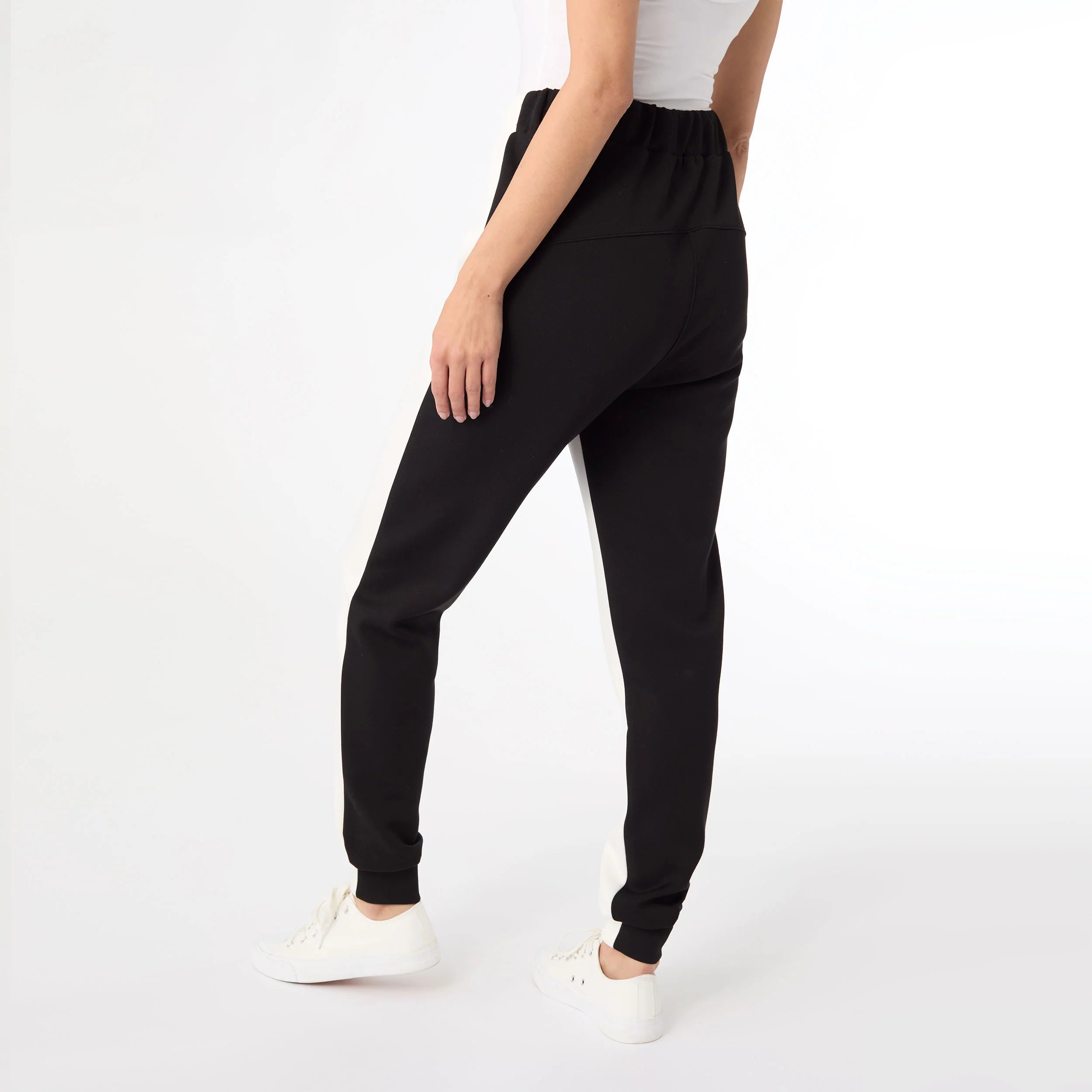 Hilarie Two-Tone Jogger Pant Black/Ivory