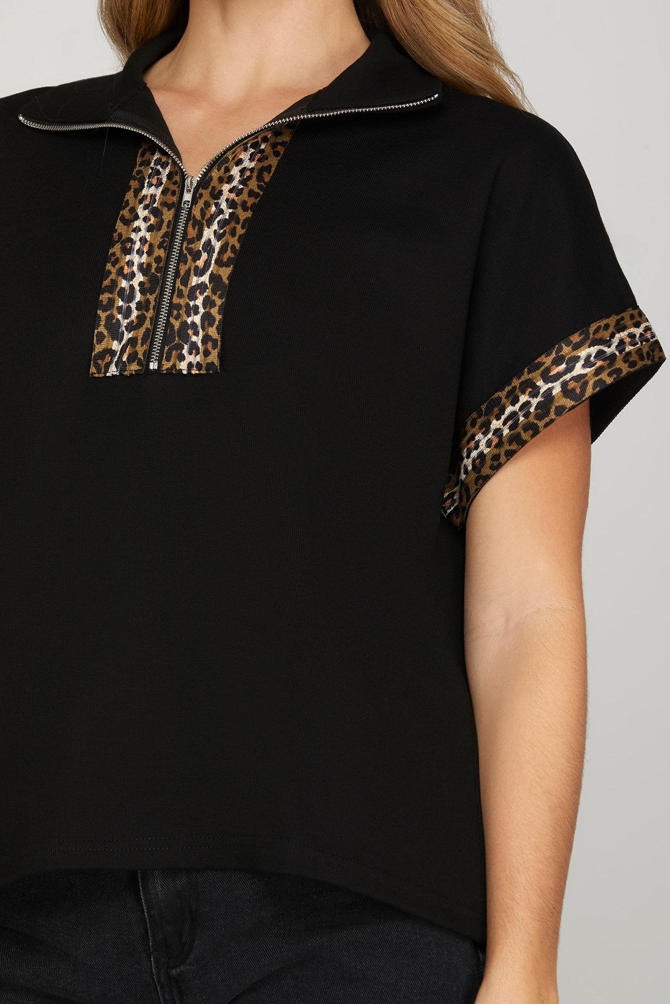 Drop Short Sleeve Half Zip Top Black w/Leopard Trim