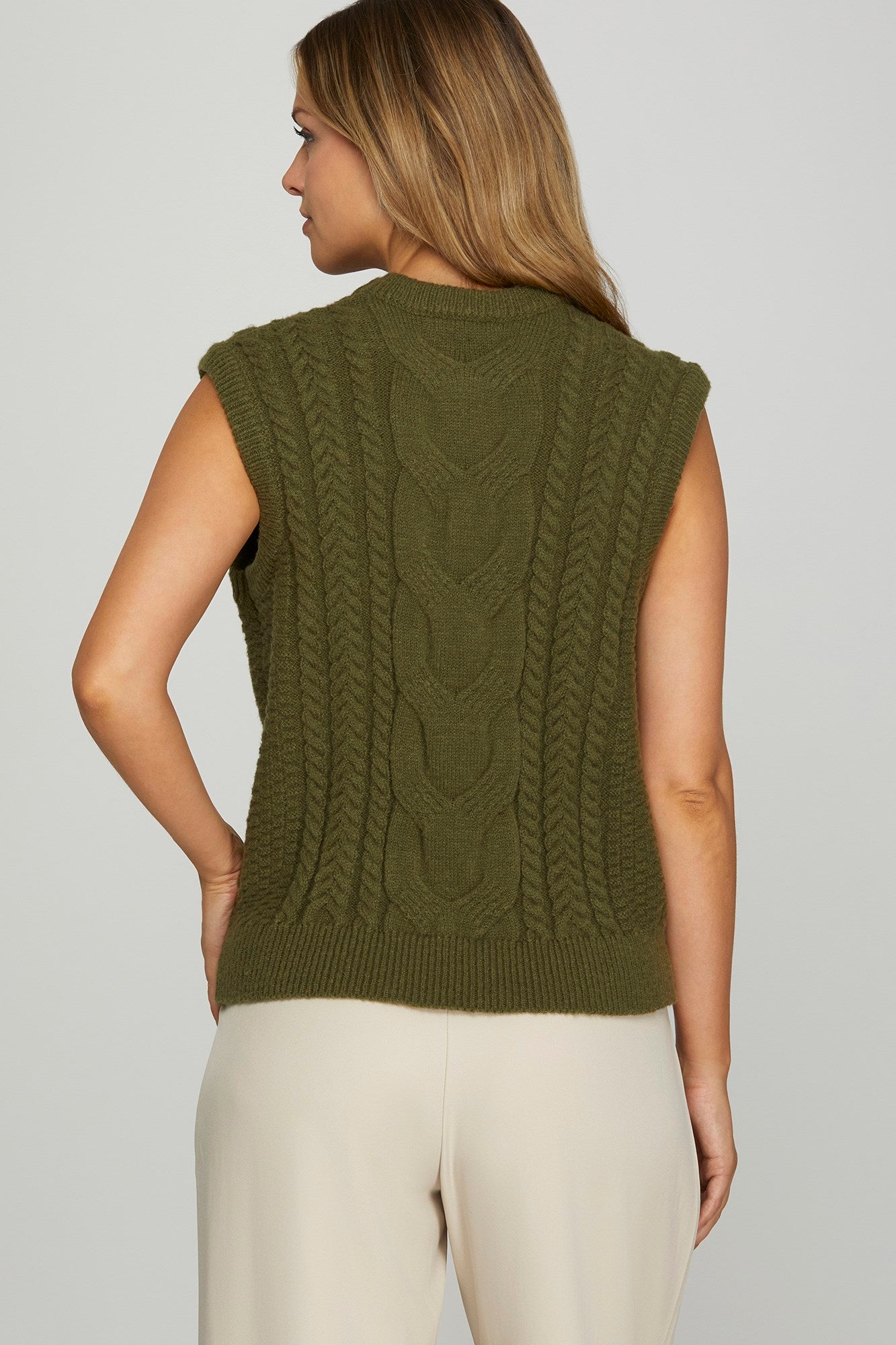 Sleeveless Cable Knit Sweater Vest