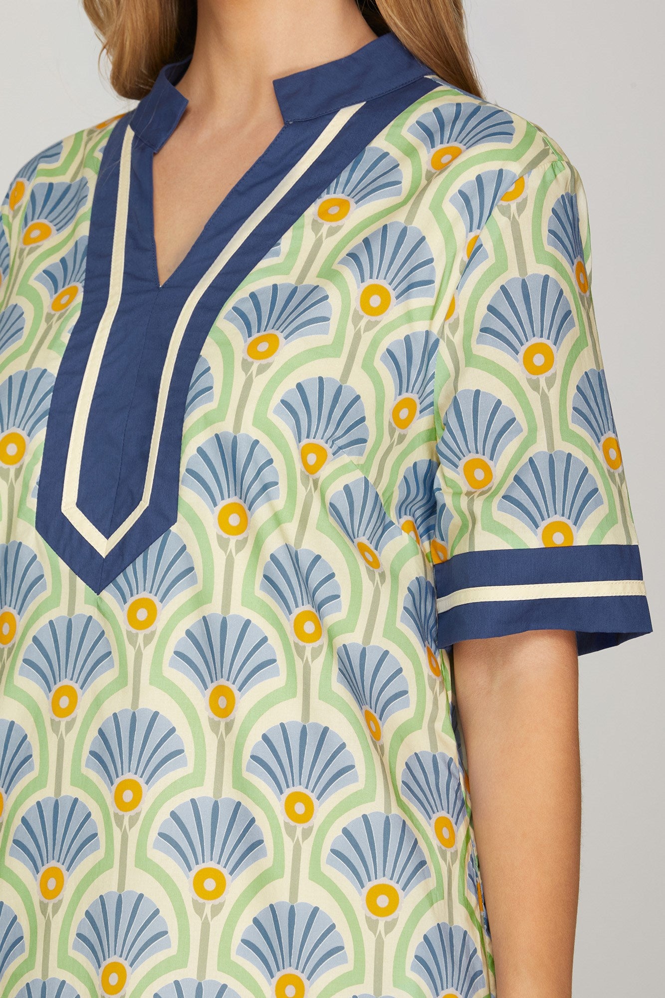 Short sleeve Printed Dress w/Solid Trim