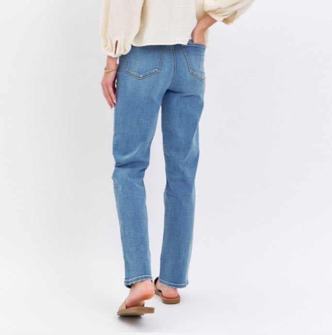 High Rise Straight Leg Jeans Med Wash