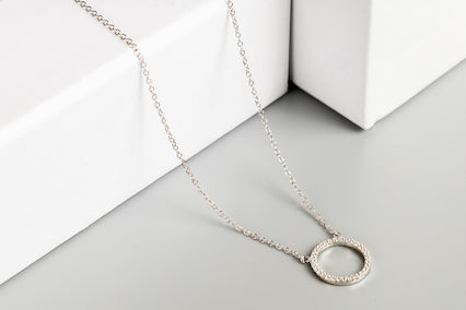 Anna Oval Necklace Silver or Gold