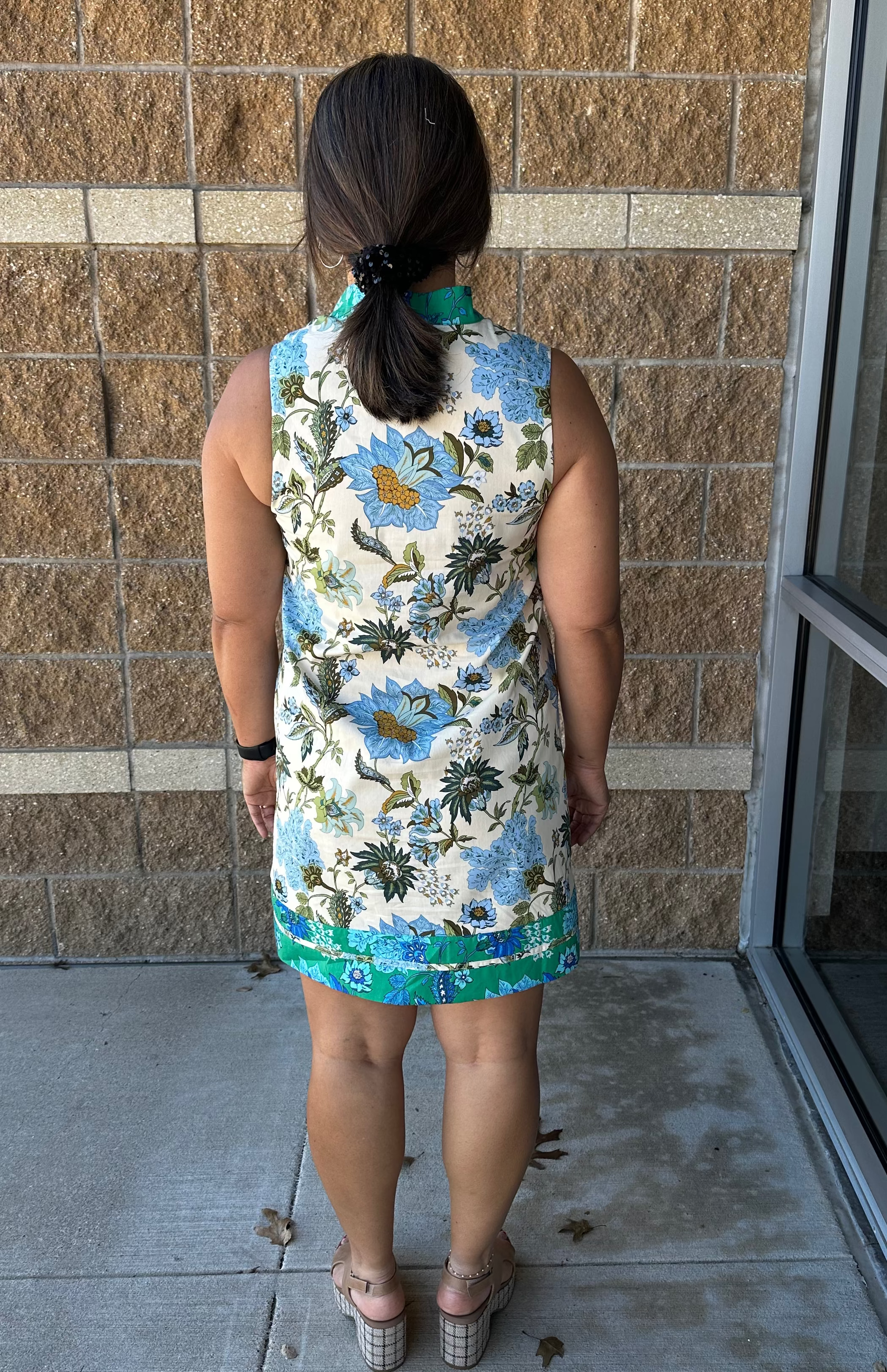 Sleeveless floral dress