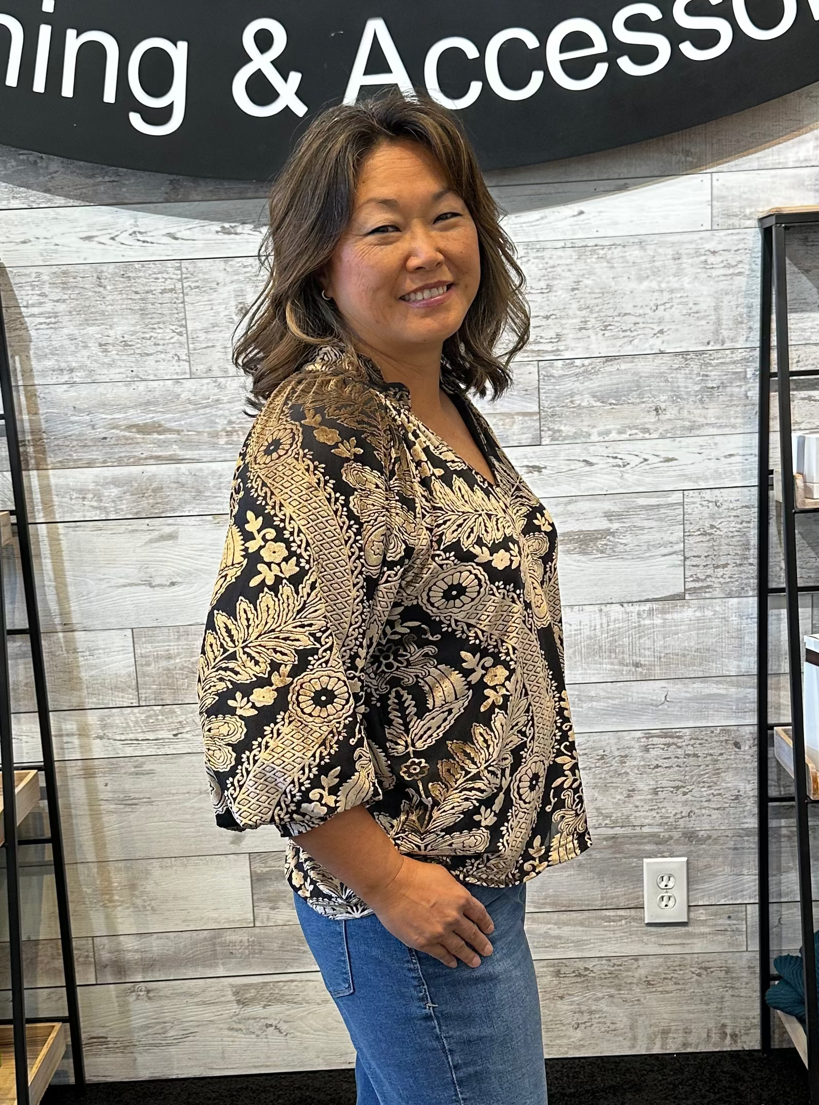 Sale Damask Print Velvet Split V-Neck 3/4 Sleeve Top