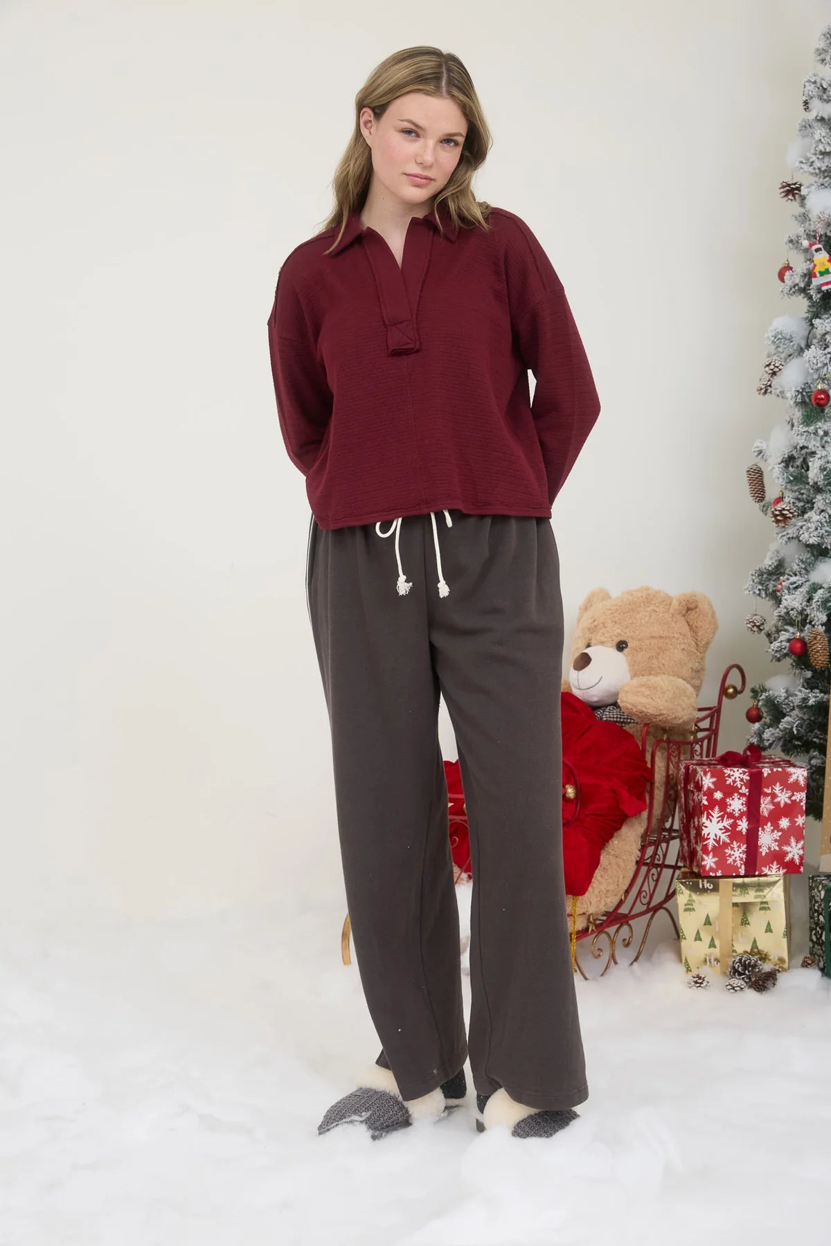 Collared V-Neckline Long Sleeve Top Oxblood