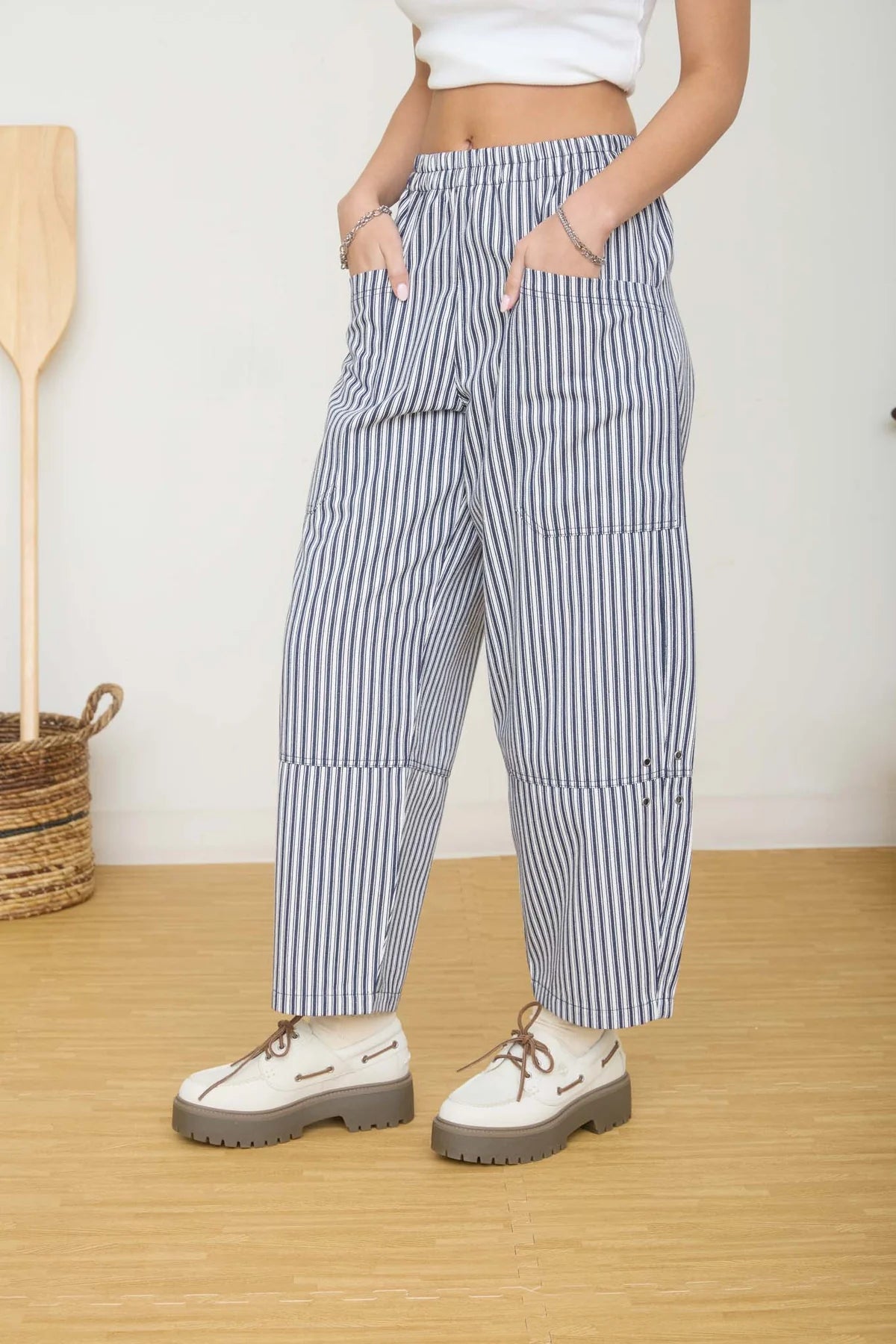 Stripe Pocket Detail Wide Leg Pant