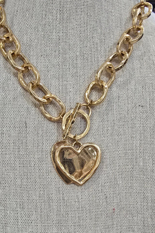 All That Glitz Jewelry - Necklaces Hammered Gold Link Necklace Double Heart Toggle