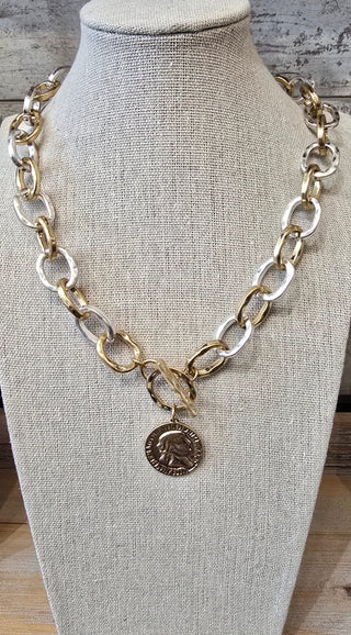All That Glitz Jewelry - Necklaces Hammered Matte Two-Tone Link Necklace w/Coin Toggle