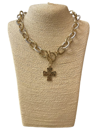 All That Glitz Jewelry - Necklaces Hammered Matte Two-Tone Link Necklace w/Cross Toggle