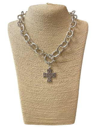 All That Glitz Jewelry - Necklaces Hammered Silver Link Necklace w/Cross Toggle