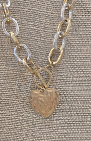 All That Glitz Jewelry - Necklaces Hammered Two-Tone Link Necklace Gold Heart Toggle