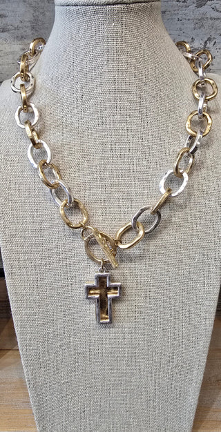 All That Glitz Jewelry - Necklaces Hammered Two Tone Link Necklace w/Double Cross Toggle
