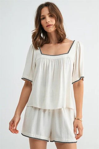 Fun2Fun Bottoms - Shorts Embroidered Detail Shorts Natural