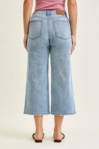 Judy Blue Bottoms - Pants Mid-Rise Wide Leg Crop Jeans