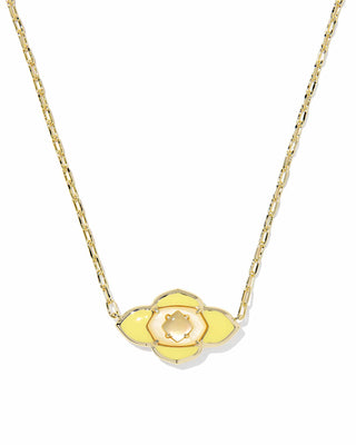 Kendra Scott Jewelry - Necklaces Abbie Gold Medallion Short Pendant Necklace Yellow Mix
