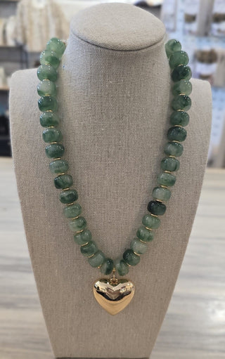 Kenze Penne, Inc. Jewelry - Necklaces Green Beaded Necklace w/ Gold Heart Charm