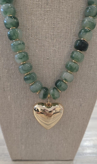 Kenze Penne, Inc. Jewelry - Necklaces Green Beaded Necklace w/ Gold Heart Charm