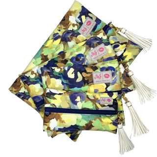 Makeup Junkie Bags Home - Travel Makeup Junkie Bags 4 sizes - Meadow Mint