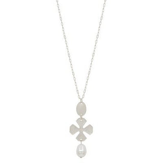 Meghan Browne Style Jewelry - Necklaces Coby Silver Clover & Pearl Pendant Necklace