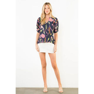 THML Tops - Blouse Floral Print Short Sleeve V-Neck Top