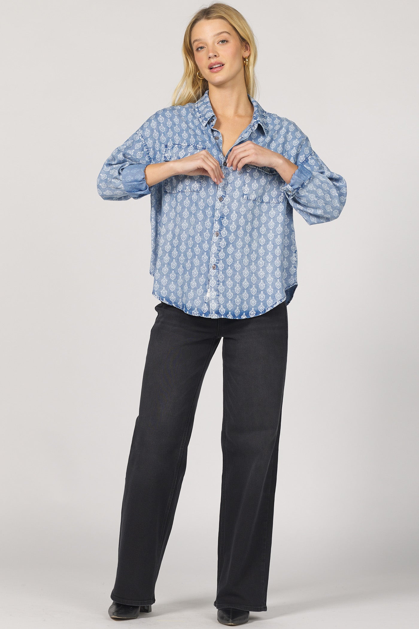 Adrianna Button Up Long Sleeve Shirt Tulip Crest