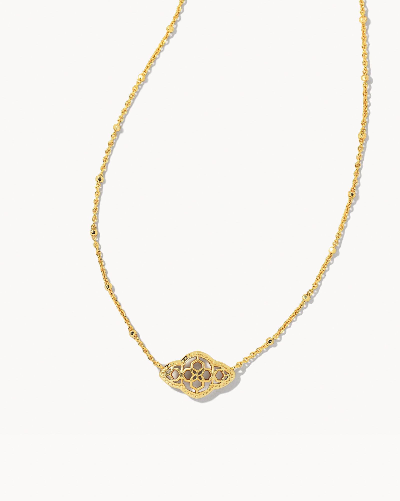 Abbie Pendant Necklace Gold Metal